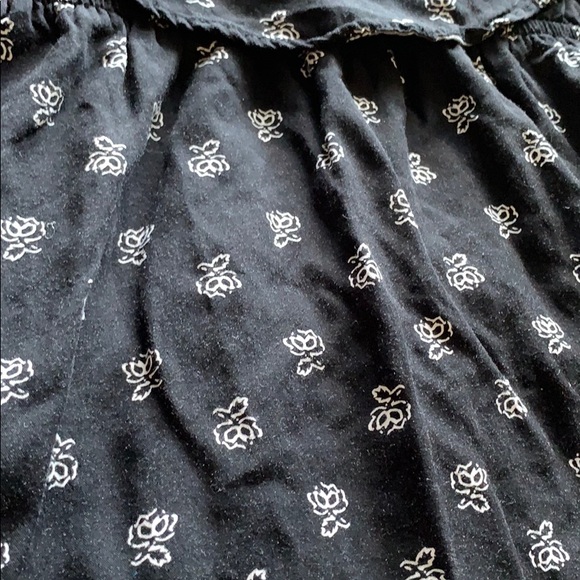 Flowered old navy dress - Picture 3 of 3